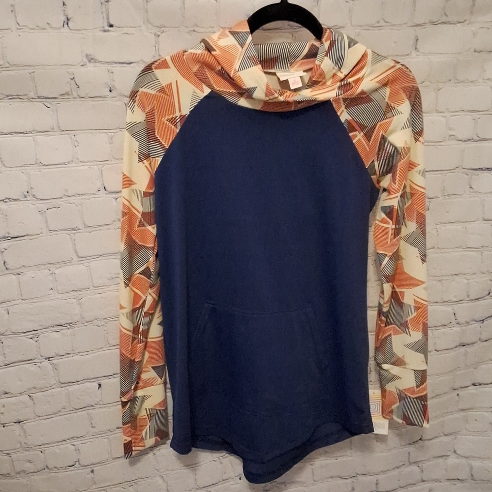 LULAROE NWT hoodie size small